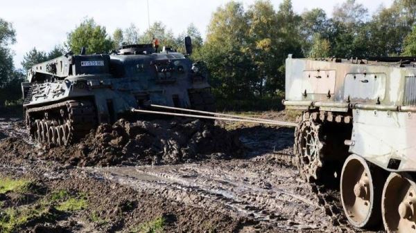 Бронированные ремонтно-эвакуационные машины Bergepanzer 2 для Украины
