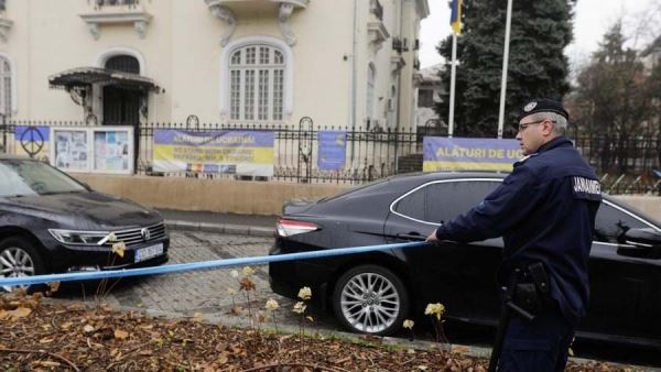 Посольство Украины в Румынии получило подозрительные конверты<br />
