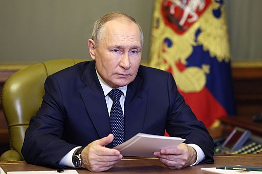Путин заявил об огромном вкладе "Росатома" в укрепление "ядерной триады" России