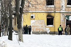 Вандалы срезали работу Бэнкси со стены здания под Киевом